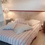 Authentique Avec Acces Au Canal Et Intimite Preservee - Fr-1-489-609 *