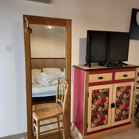 Authentique Avec Acces Au Canal Et Intimite Preservee - Fr-1-489-609 Kır Evi *